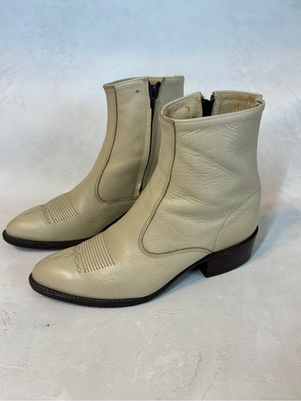 Dan Post Vintage Retro Cream Leather Ankle Boots, size 8.5